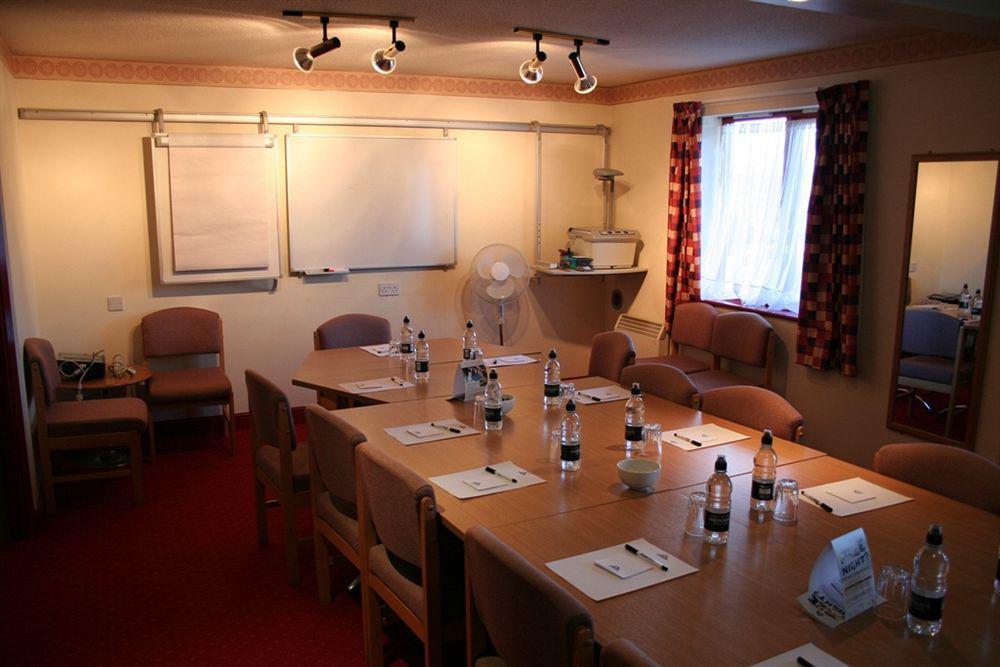 Days Inn Tewkesbury Strensham Zewnętrze zdjęcie