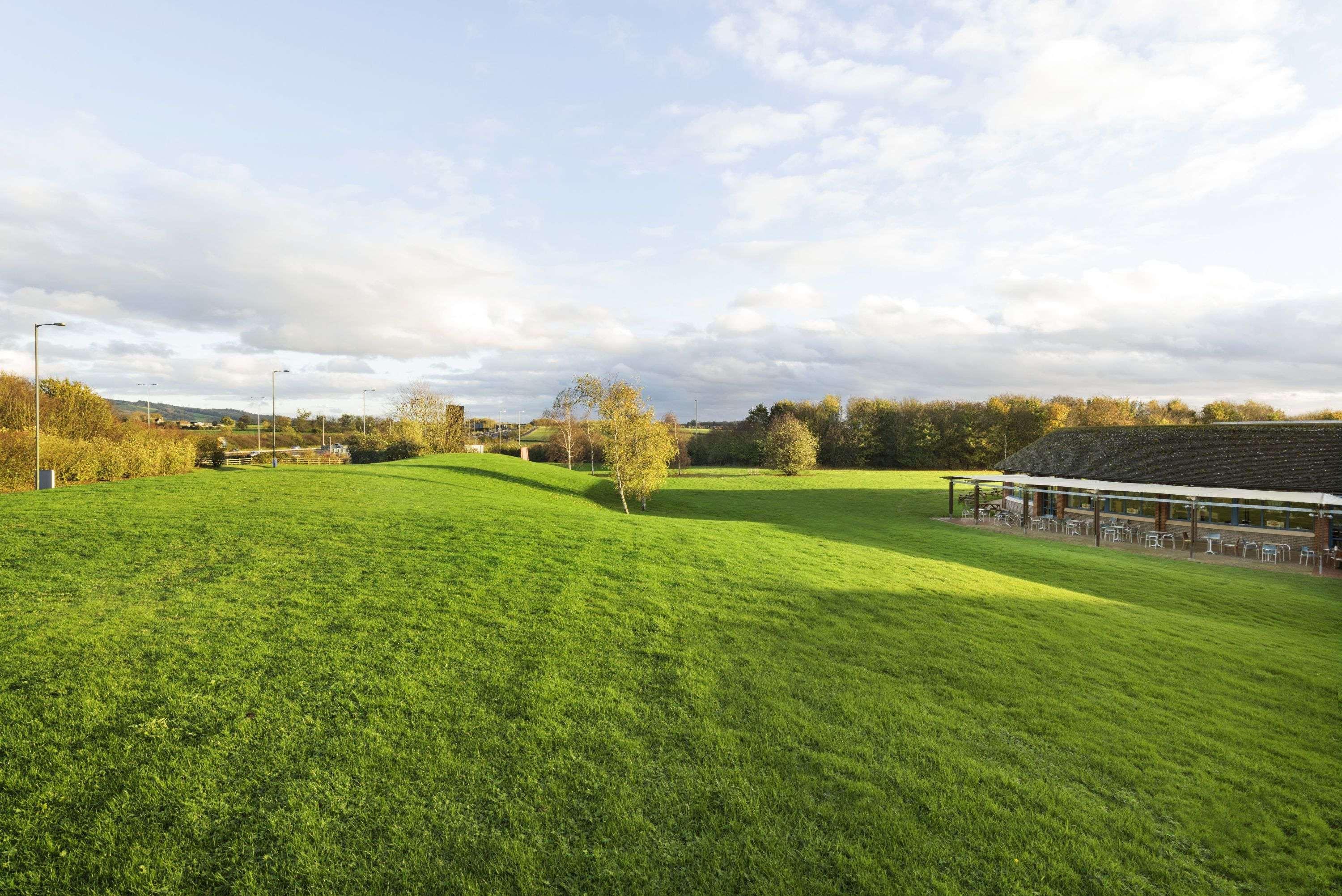 Days Inn Tewkesbury Strensham Zewnętrze zdjęcie