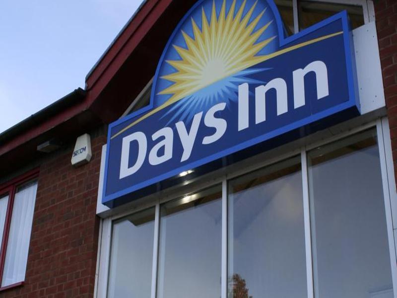 Days Inn Tewkesbury Strensham Zewnętrze zdjęcie
