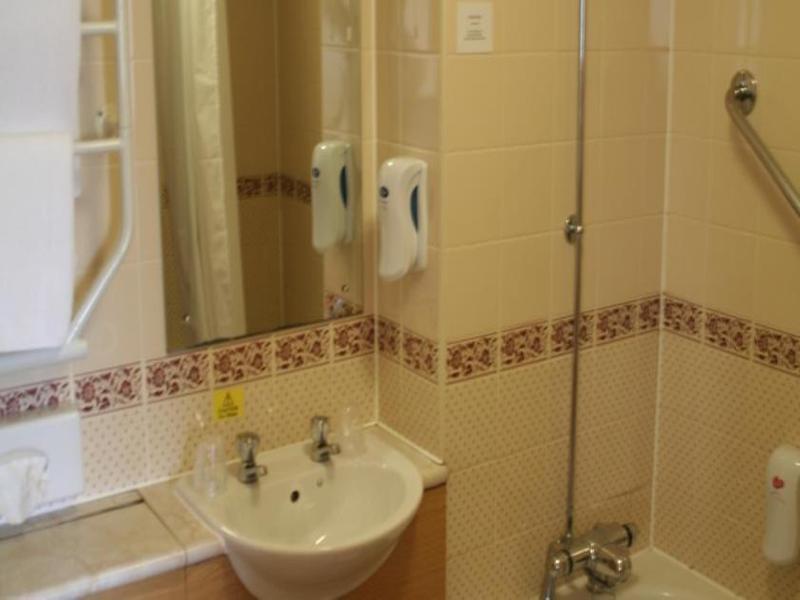 Days Inn Tewkesbury Strensham Zewnętrze zdjęcie